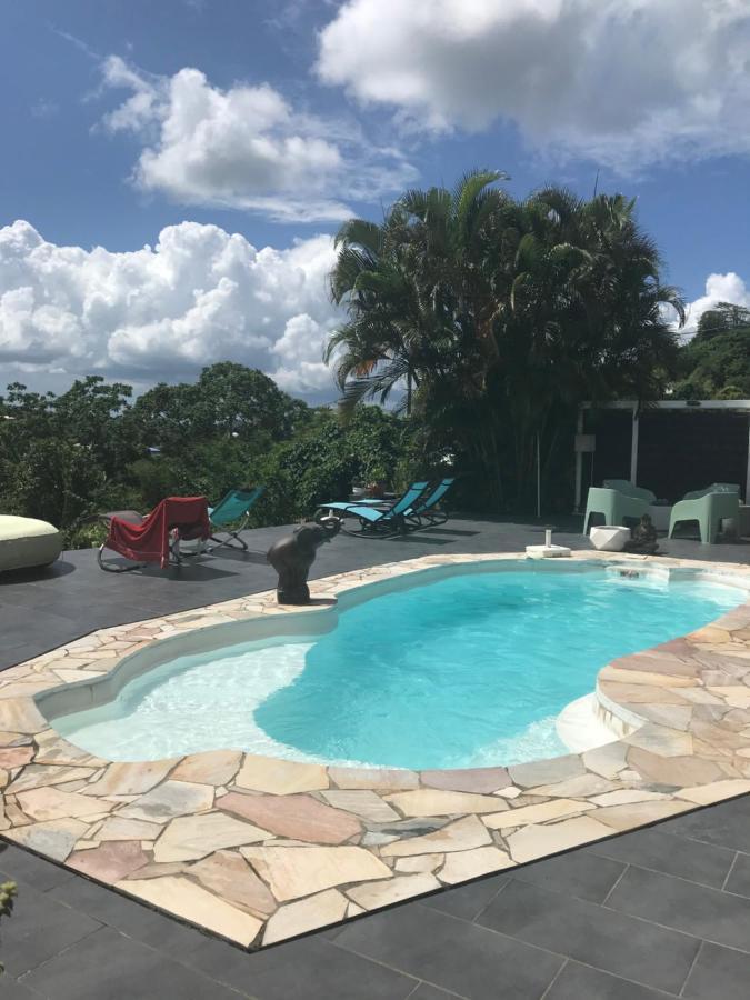 Grand T2 Tout Confort , Emplacement Ideal Riviere-Salee Extérieur photo